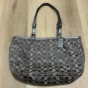 Coach Signature Gray Shoulder Bag